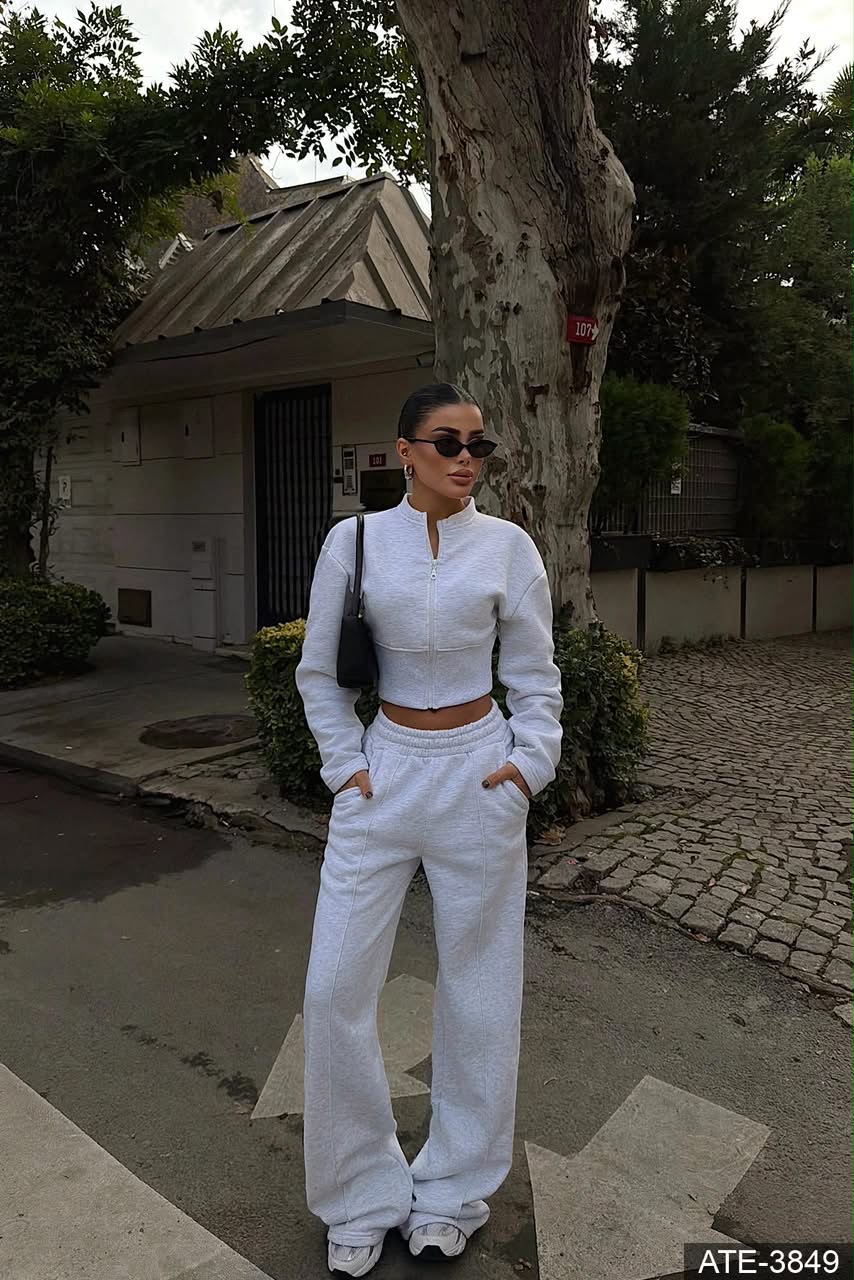 Cropped Zip Set
