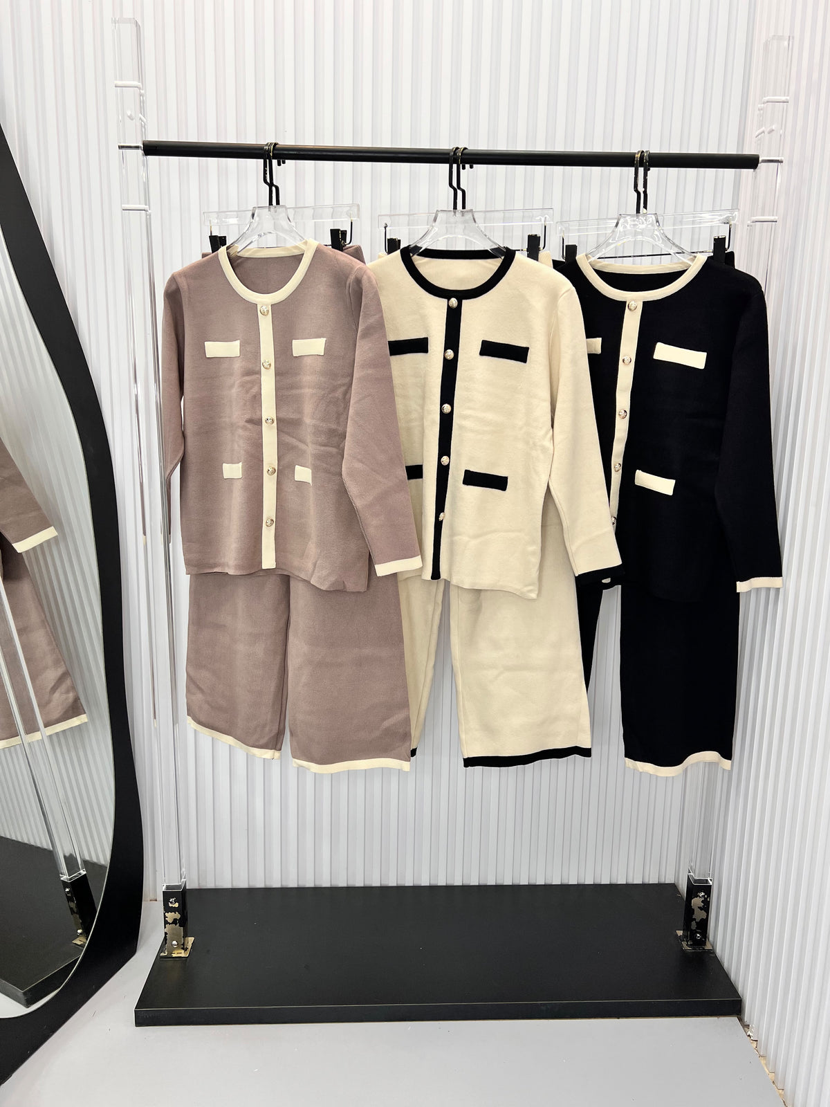 Contrast Knit Set